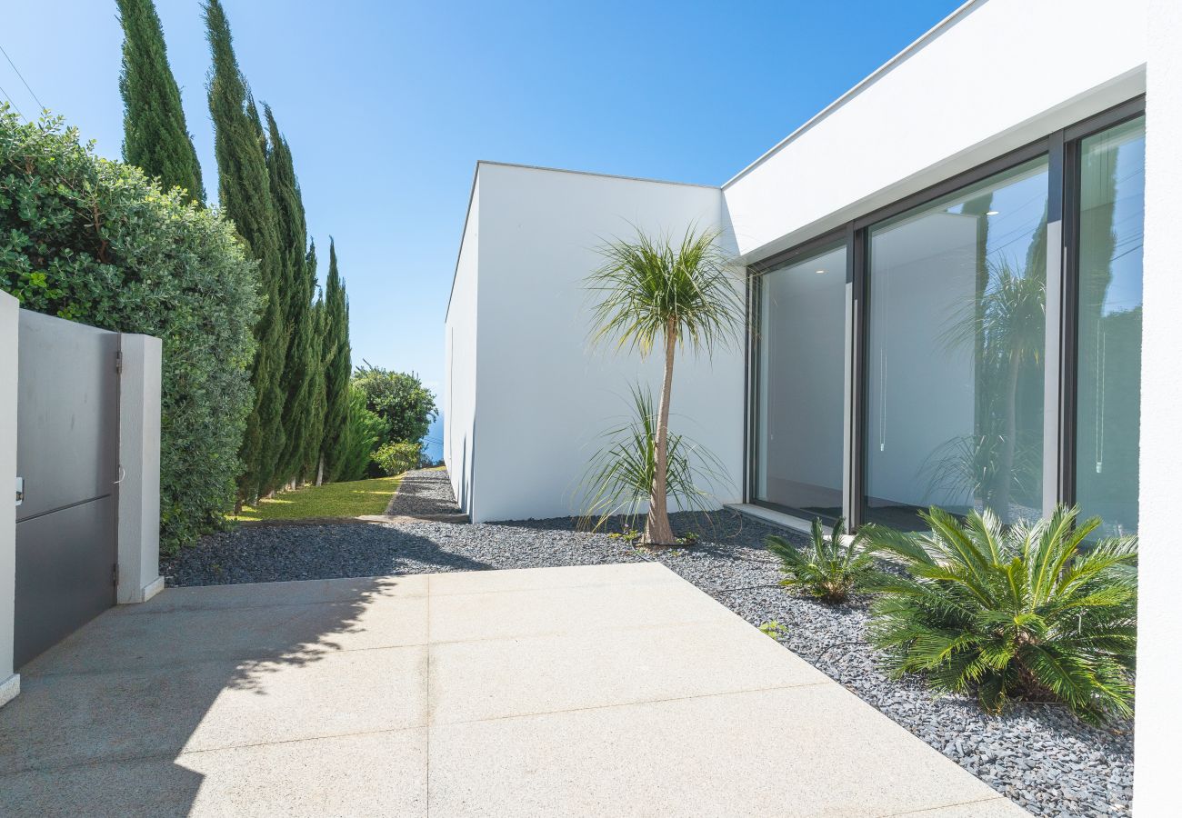 Villa in Calheta - Villa Primavera by Atlantic Holiday Villa in Calheta - Villa Primavera by Atlantic Holiday