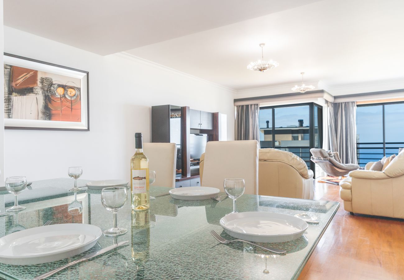 Apartment in Funchal - Views of Madeira by Atlantic Holiday Apartment in Funchal - Views of Madeira by Atlantic Holiday