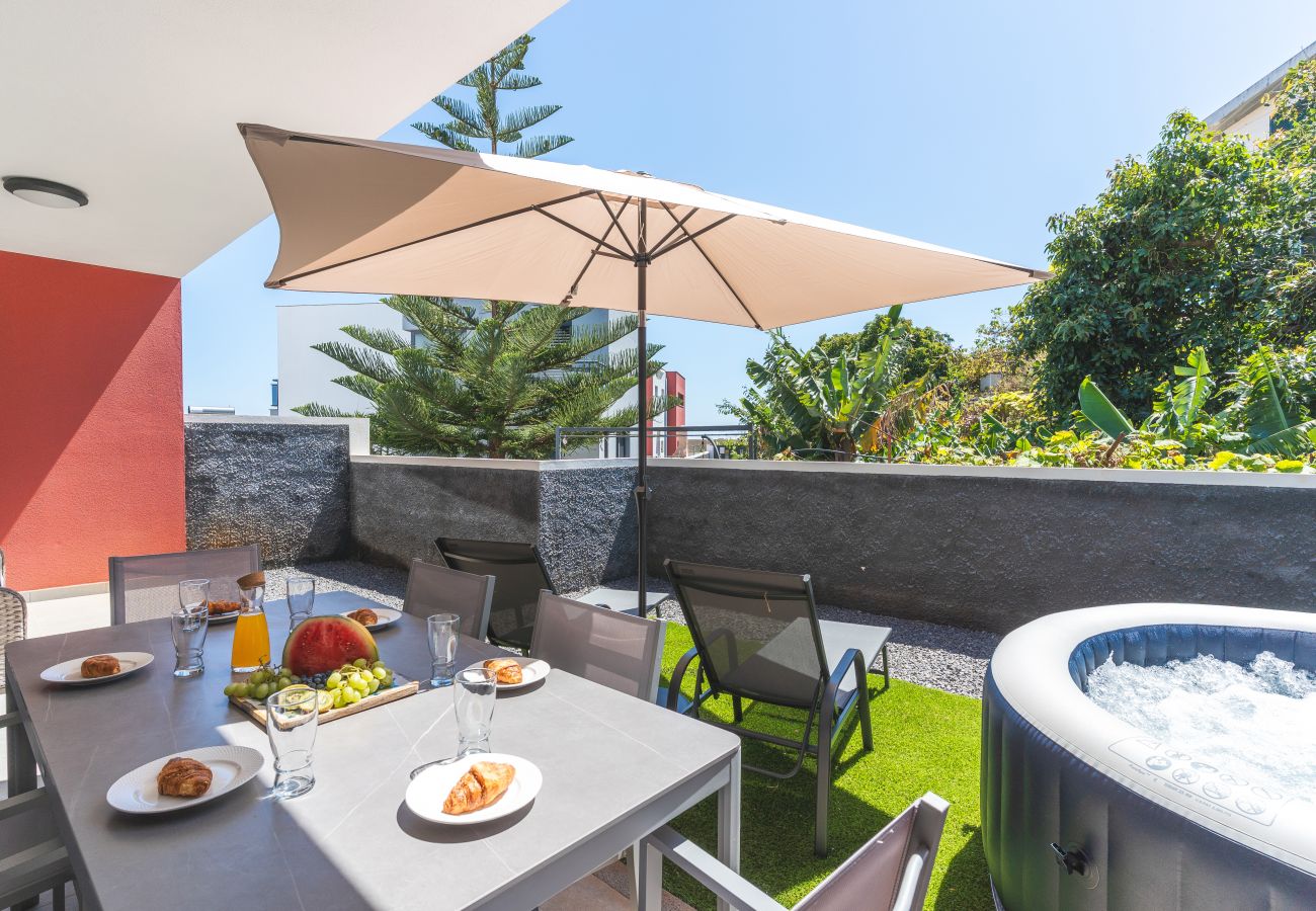 Terraced House in Água de Pena - Blue Outlook Garden by Atlantic Holiday