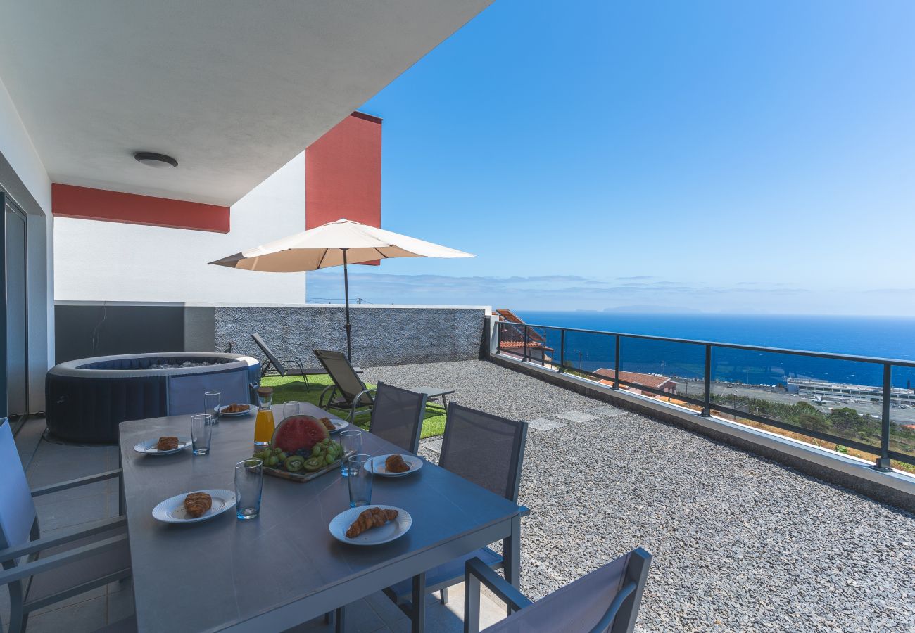 Terraced House in Água de Pena - Blue Outlook Retreat by Atlantic Holiday