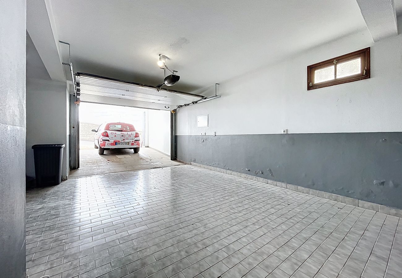 Terraced House in Caniço - Breeze House 1 by Atlantic Holiday Terraced House in Caniço - Breeze House 1 by Atlantic Holiday